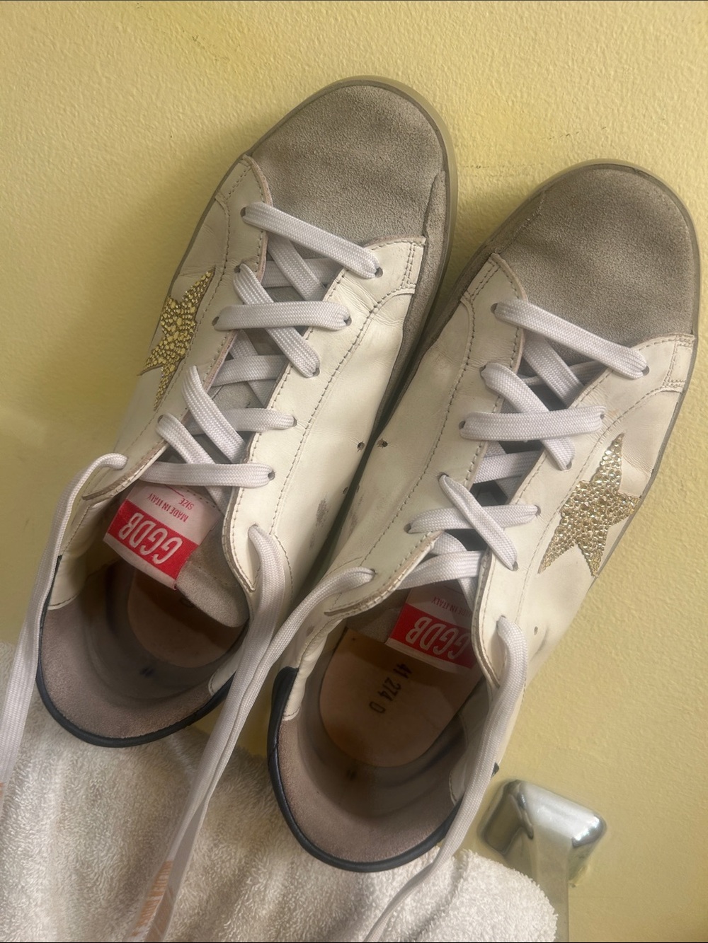Golden Goose White Leather Sneakers with Gold Star